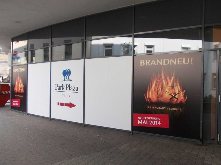 Folierung der Fenster des Park Plaza Trier