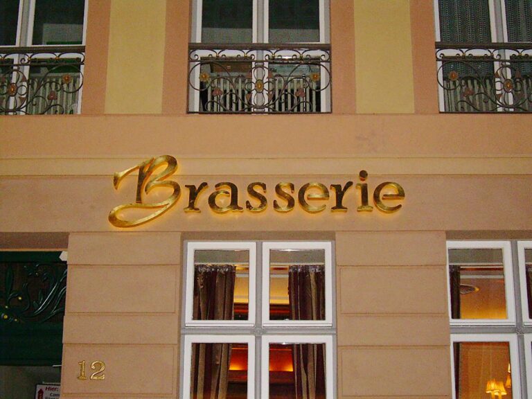 Leucht-Schriftzug Brasserie