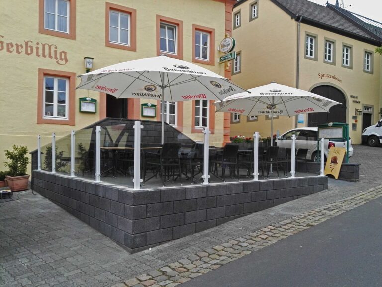 Sonnenschirme für das Gasthaus Oberbillig